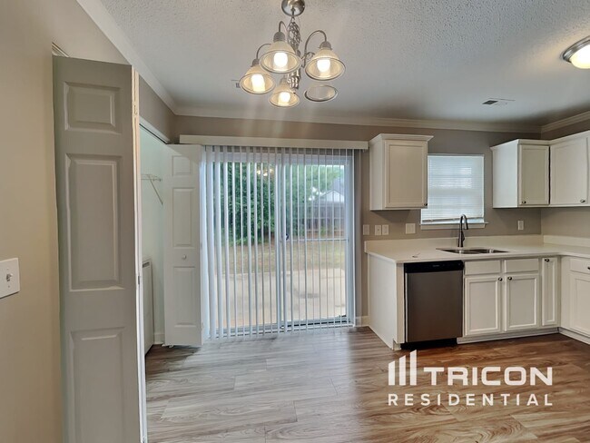 Building Photo - 367 Olde North Church Dr