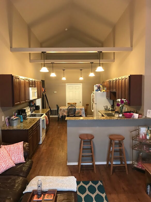 Foto principal - 517 S Gray St