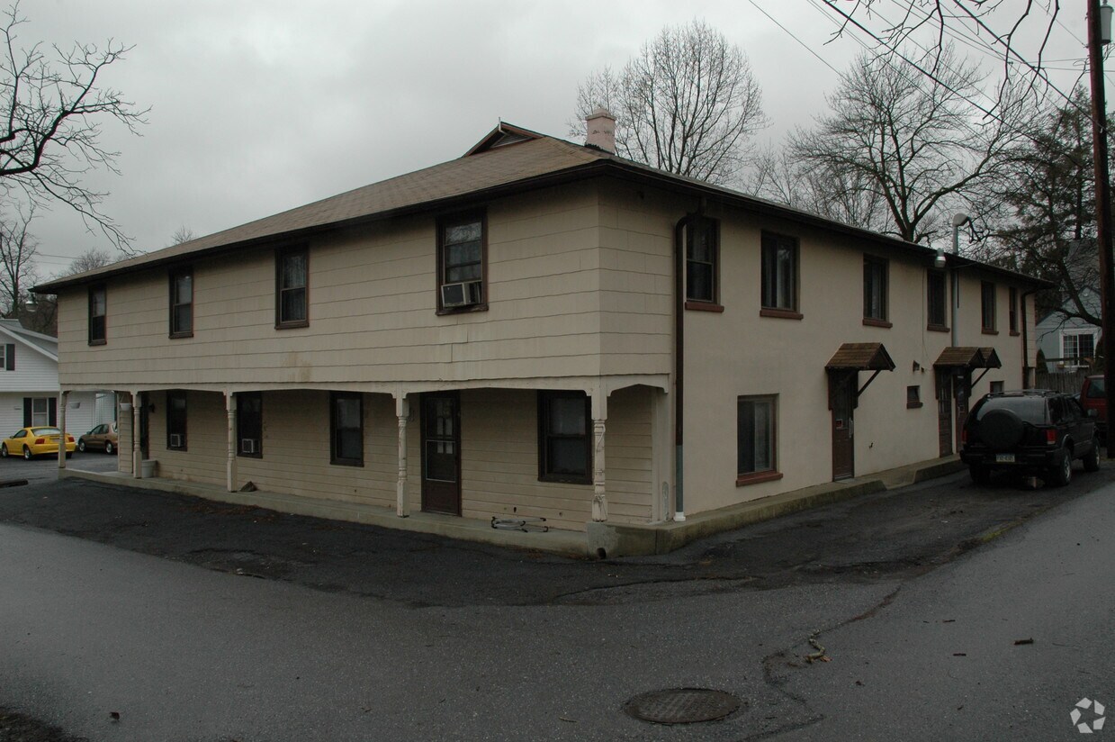 Building Photo - 401 N Market St