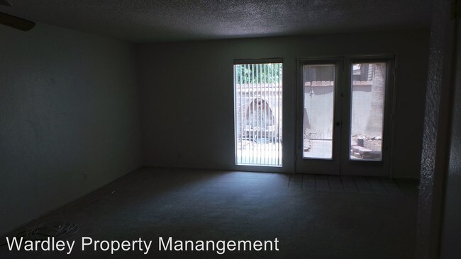 Building Photo - 4041 Gold Coast Dr