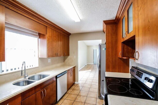 Foto del edificio - 2301 NW 102nd Way