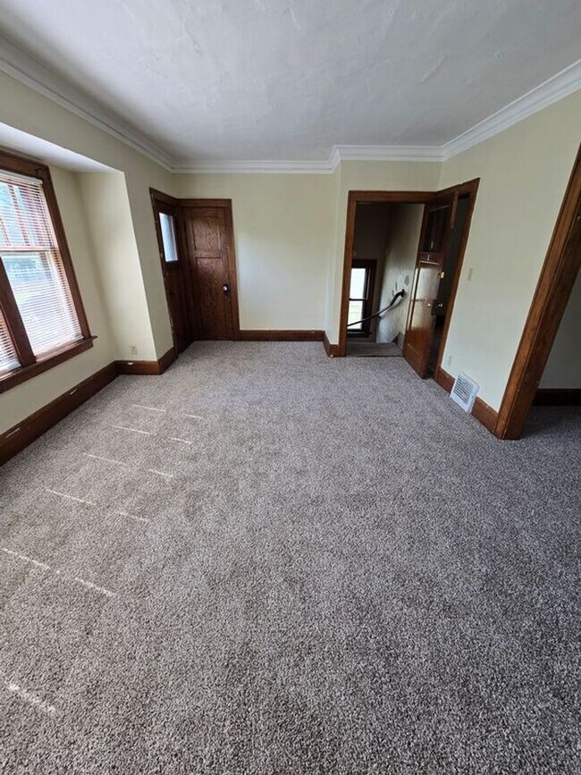 Foto del edificio - 2877-2879 N 48th St. (Duplex)