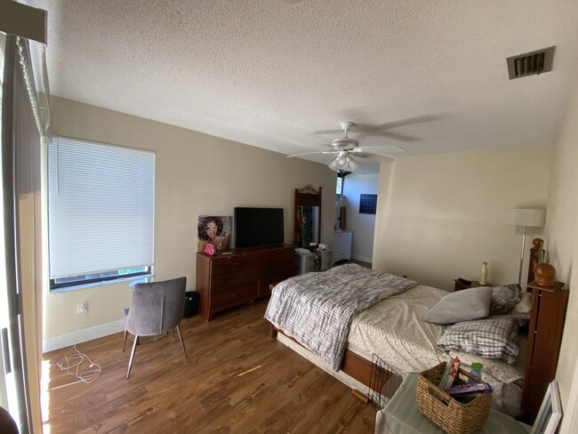Downstairs master - 1803 Winter Green Blvd