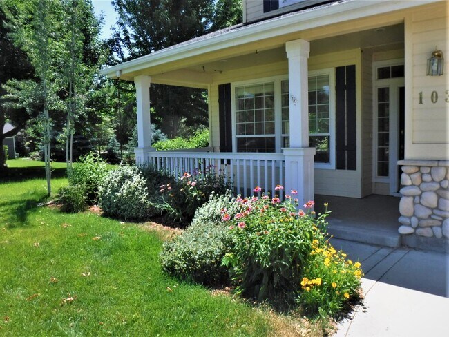 Foto del edificio - Beautiful 5 bed 3 bath Eagle home in the B...