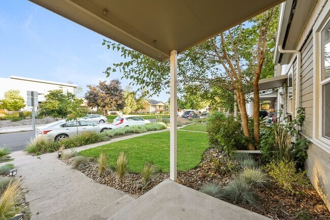 Building Photo - 4902 Meade St
