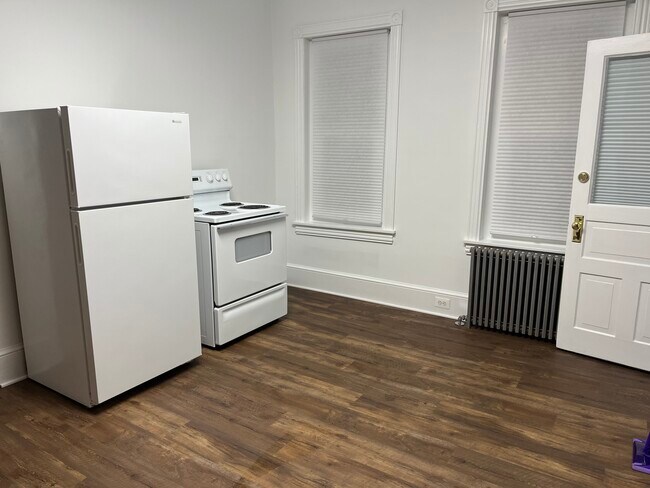 Kitchen - 30 S Jefferson St