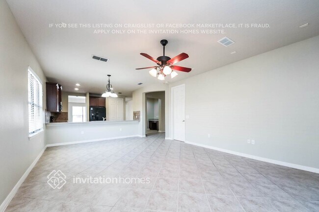 Foto del edificio - 3046 Boating Boulevard