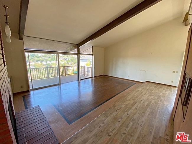 Building Photo - 1729 Silverwood Terrace