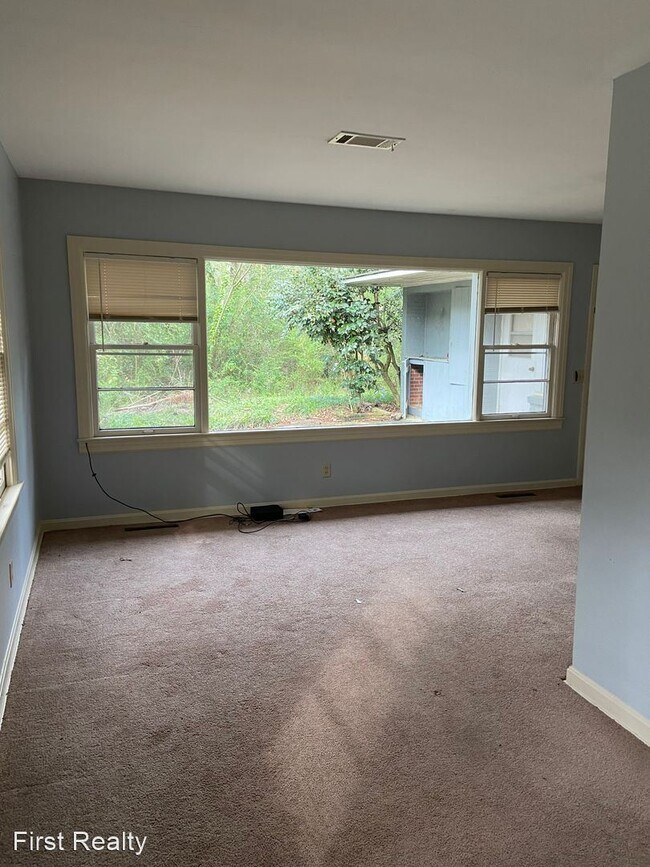 Foto del edificio - 2 br, 1 bath House - 1315 Azalea Drive