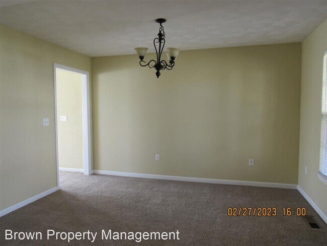 Foto del edificio - 4 br, 3 bath House - 719 Moorland