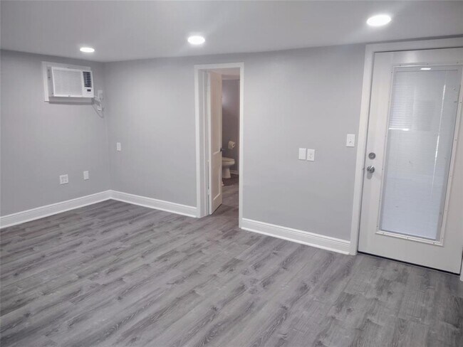 Foto del edificio - 1623 Ave N 1/2