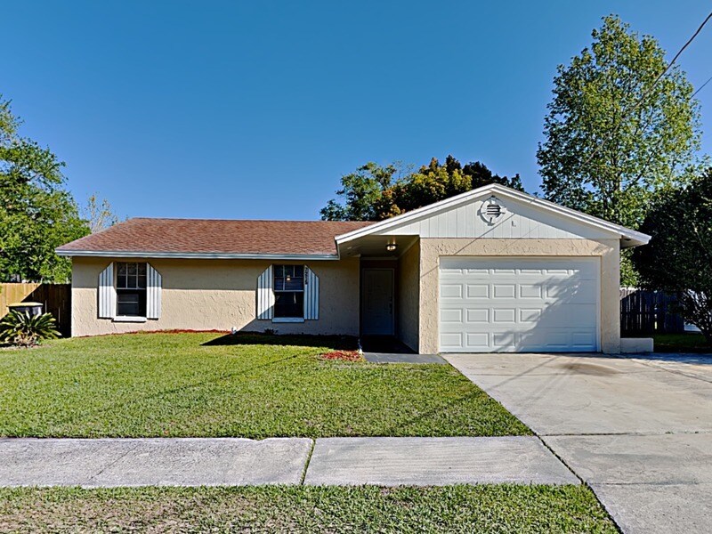 Foto principal - 7215 Sharbeth Dr S