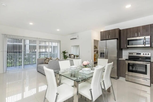 Foto del edificio - 25850 SW 140th Ct