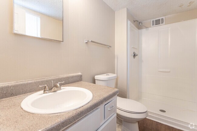 3HAB, 2BA - 1.124SF - The Woodford