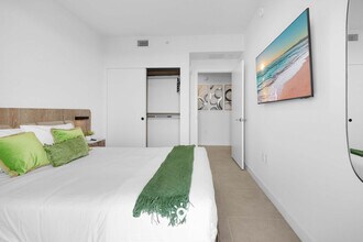 Building Photo - 7144 Byron Ave