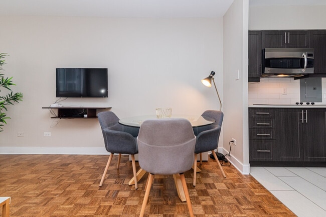 Photo du bâtiment - 3630 Promenade Sir-William-Osler