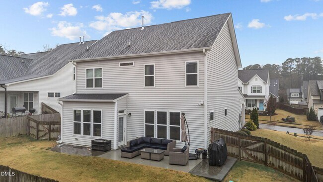 Building Photo - 4 Bedroom Home Close to Downtown Wake Forest. Fenced Yard!