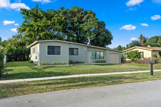 Building Photo - 1300 NW 90th St