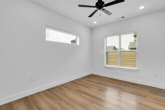 Building Photo - 1427 Soccer Dr