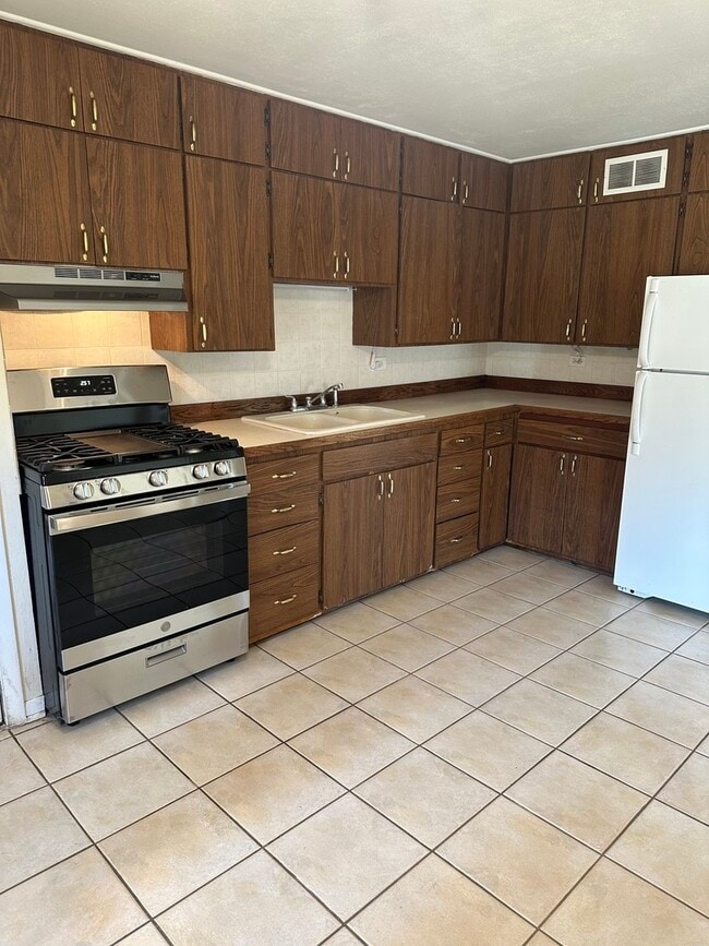 Foto del edificio - 16664 Aptakisic Rd