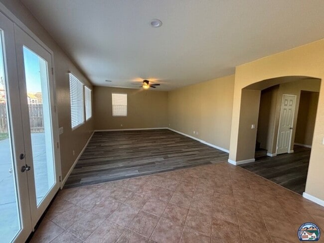 Building Photo - 1364 Valleyview Ave