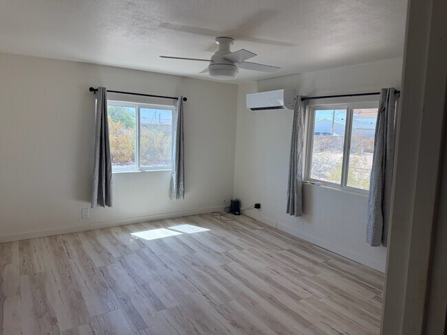 Foto del edificio - 12558 Pima Pkwy