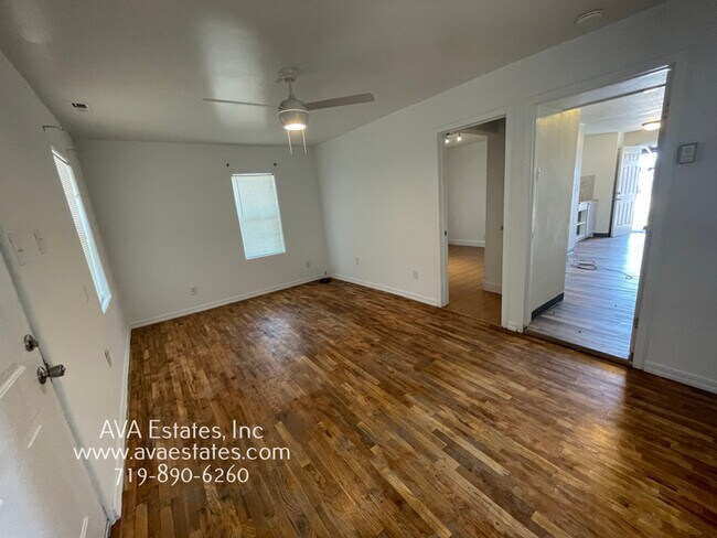 Building Photo - 2236 Adrian Ave