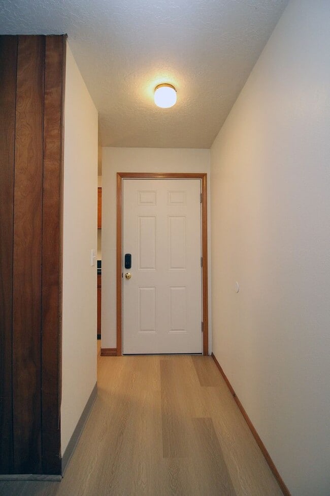 Foto del edificio - 3736 SW 10th Ave