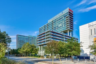 Building Photo - 9655 Woods Dr