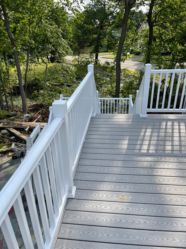 Building Photo - 44 Mechanic St