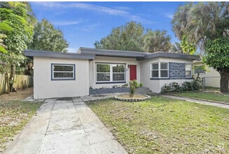 Building Photo - 1016 Chipola Rd