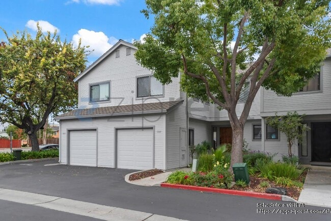 Building Photo - 1260 Sierra Village Pl