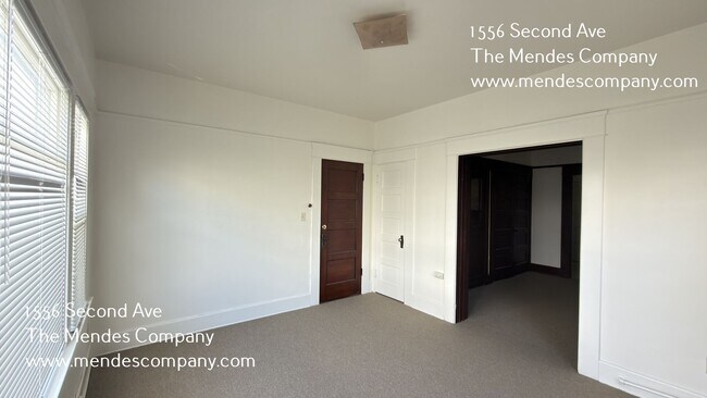 Foto del edificio - 1556 Second Ave
