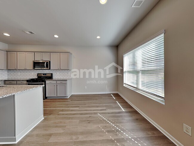 Foto del edificio - 222 N Fortune Way