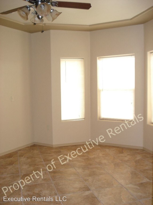 Foto del edificio - 4218 Tres Ninos Dr