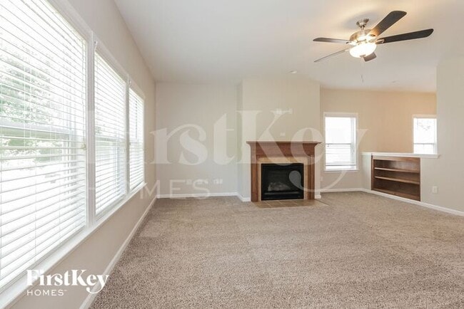 Building Photo - 111 N Cromwell Dr