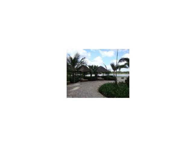 Building Photo - 2641 N Flamingo Rd