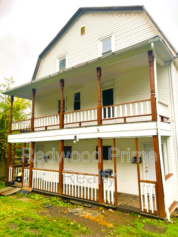 Building Photo - 901-903 Coleman Ave