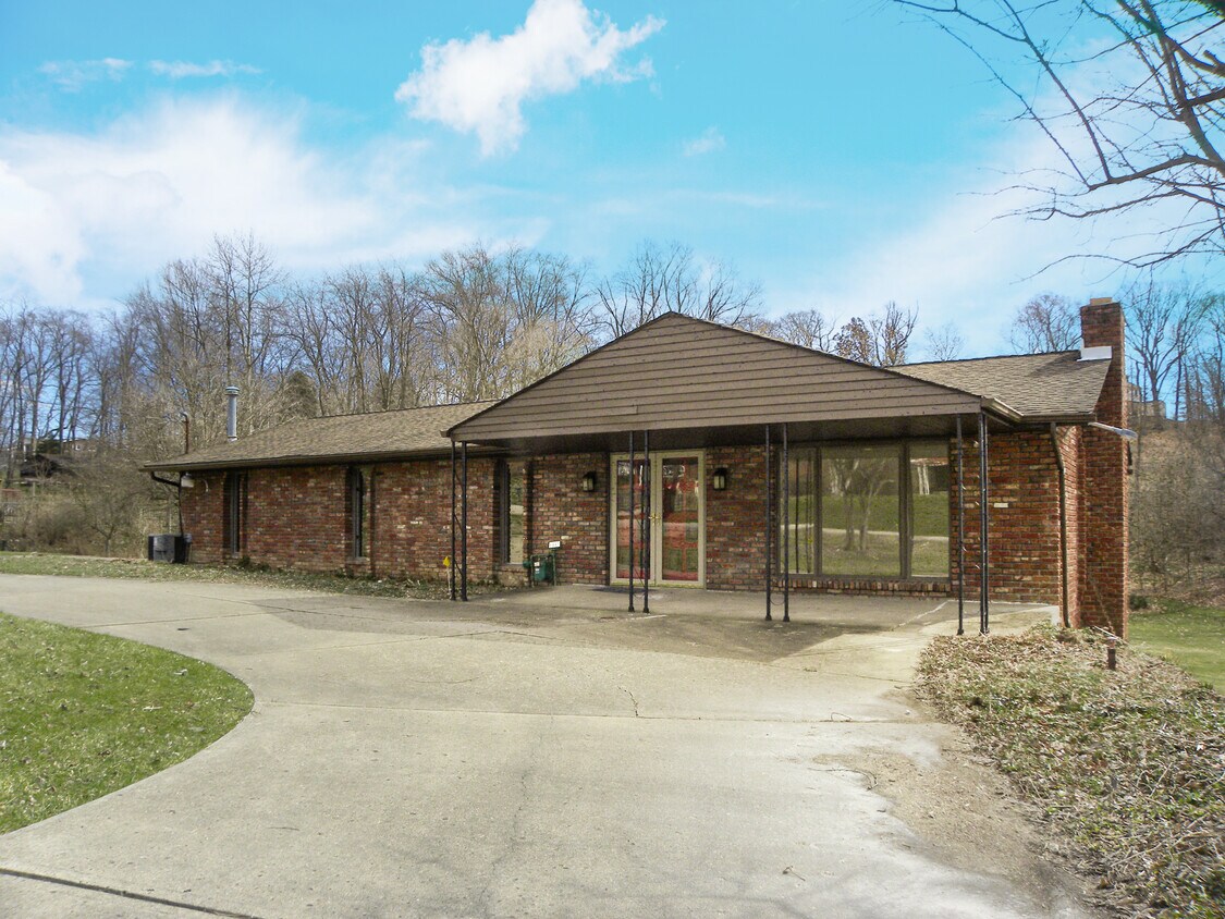 Welcome to 64445 Union Avenue! - 6445 Union Ave