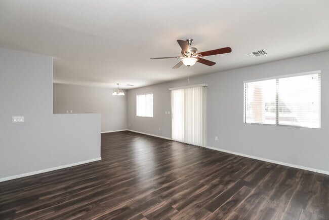 Foto del edificio - 10839 W Coolidge St