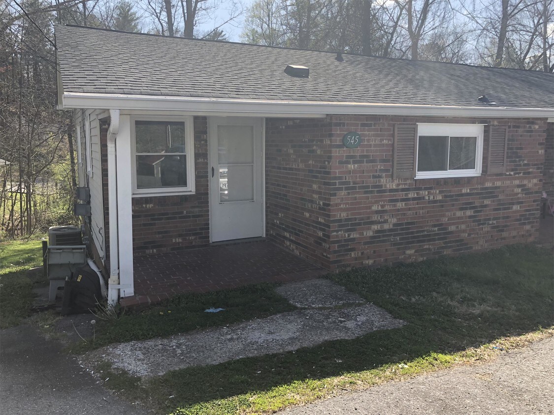545 Pine Ave, North Wilkesboro, NC 28659 House Rental in North Wilkesboro, NC