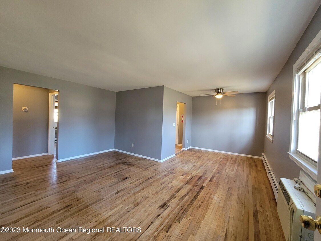 500 Cliffwood Ave W Unit D3, Matawan, NJ 07747 Condo for Rent in