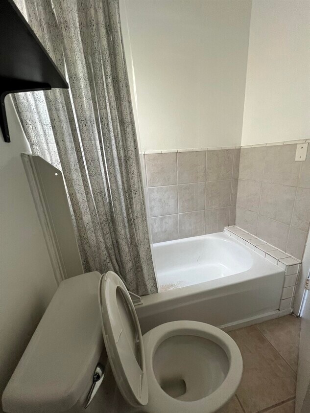 Foto del edificio - 3244 Ellis St