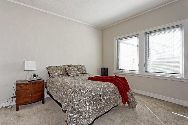  - 1538 Saint Charles St