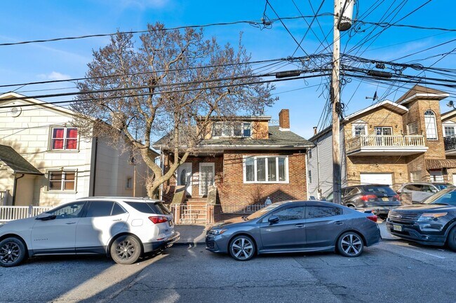 Building Photo - 6517 Durham Ave