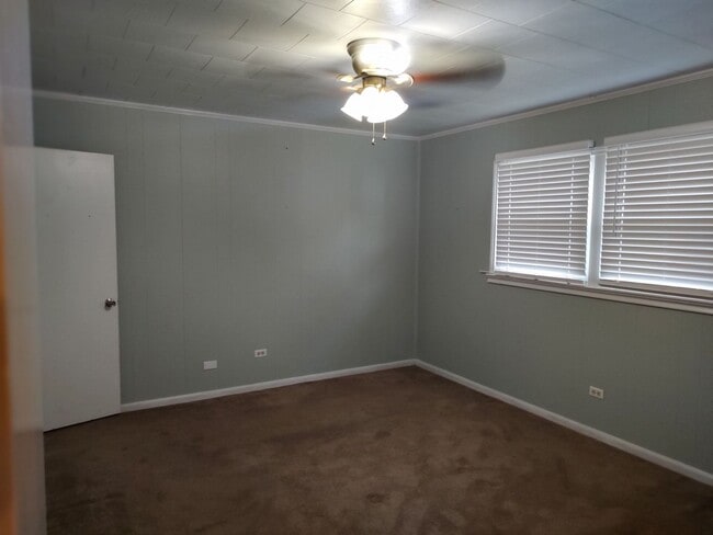 Building Photo - Home for Lease in Jennings