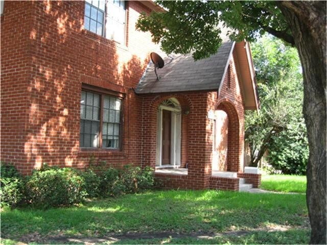 Primary Photo - 2401 Driscoll St