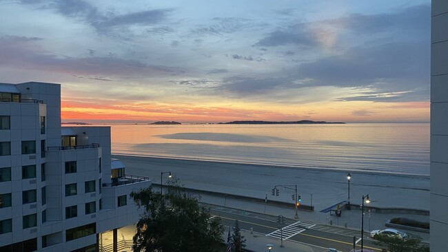 Foto del edificio - 360 Revere Beach Blvd