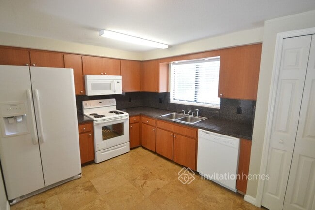 Building Photo - 14901 Winterwind Dr