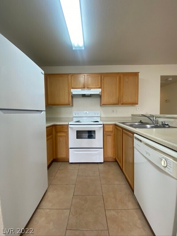 Foto del edificio - 2962 Juniper Hills Blvd